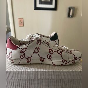 Gucci Apollo Leather Unisex Sneakers